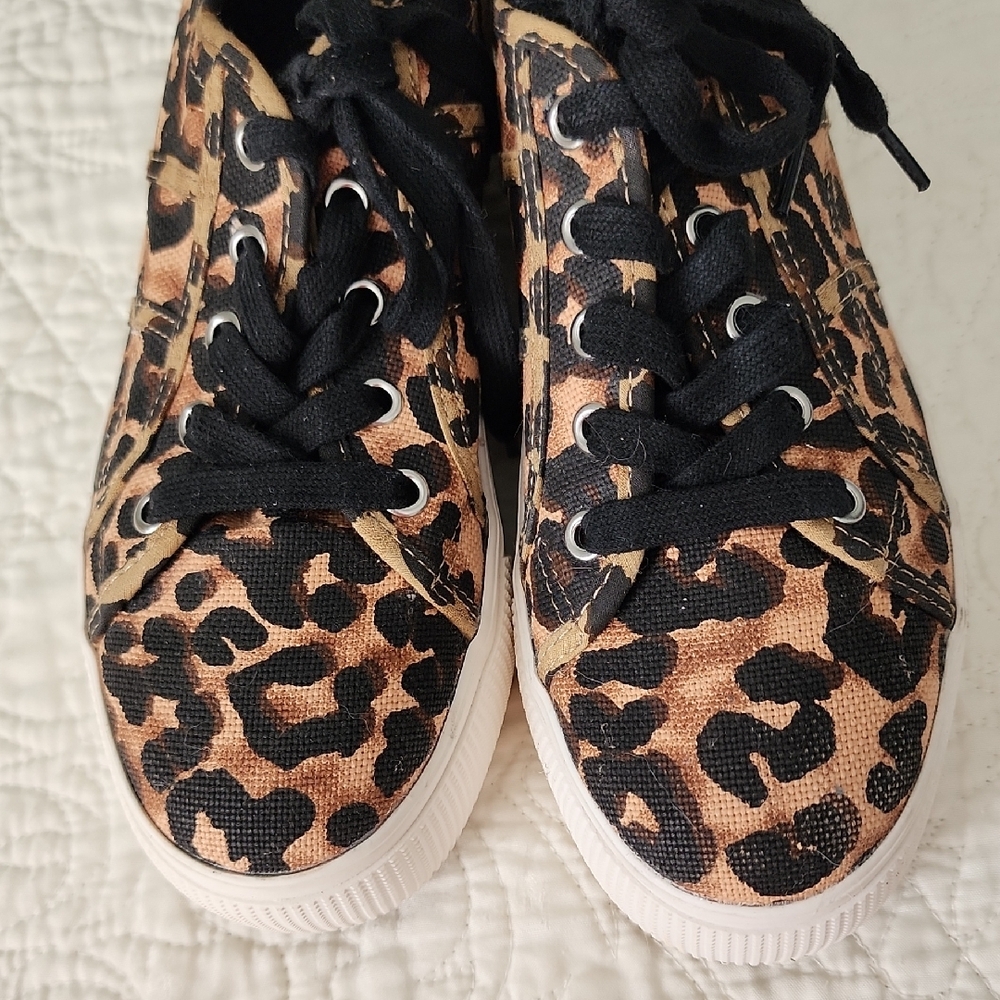 Steve Madden Leopard Print Sneakers - Picture 3 of 11
